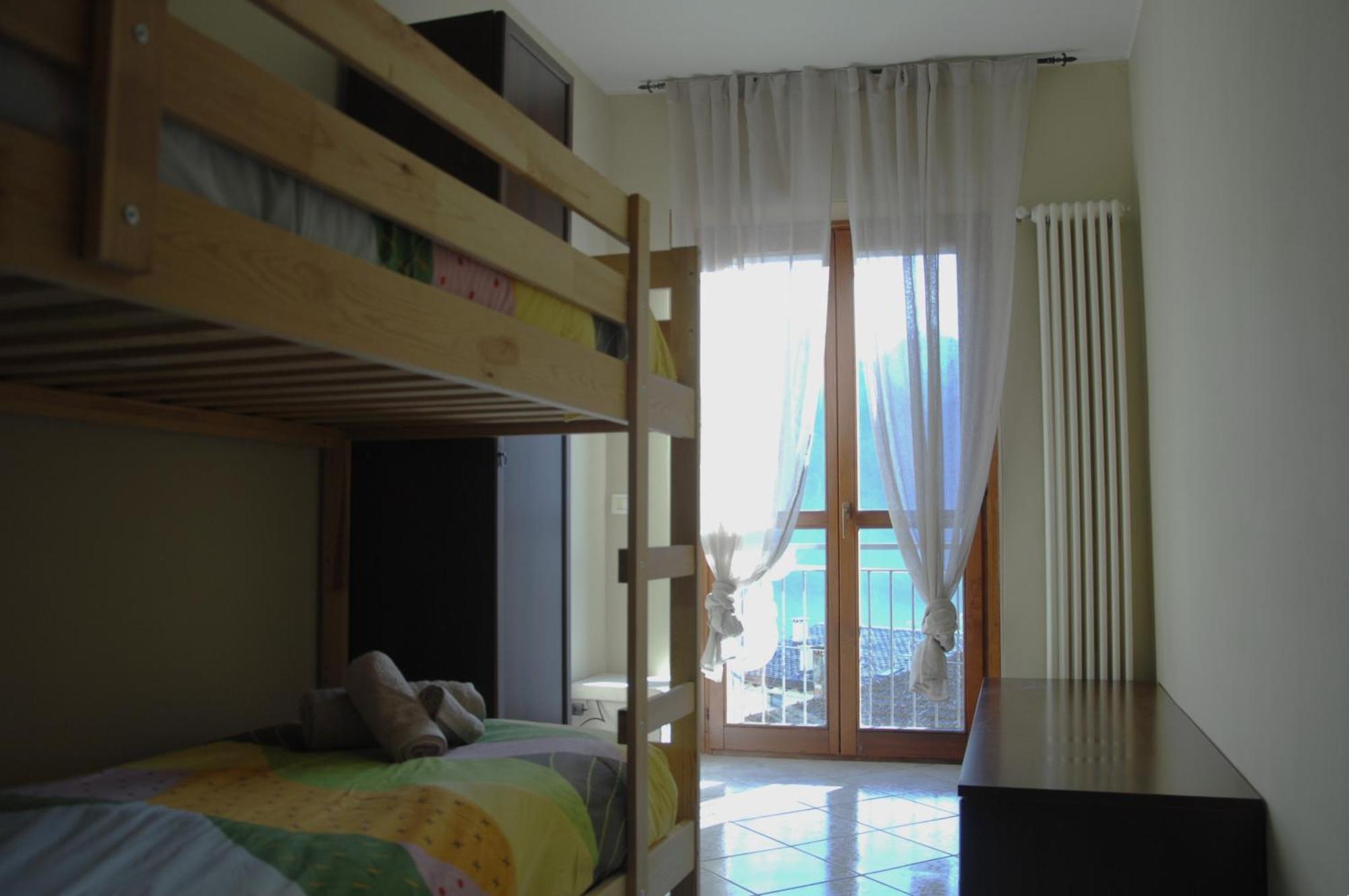Typical Apartment In Valtellina Sondrio Eksteriør billede