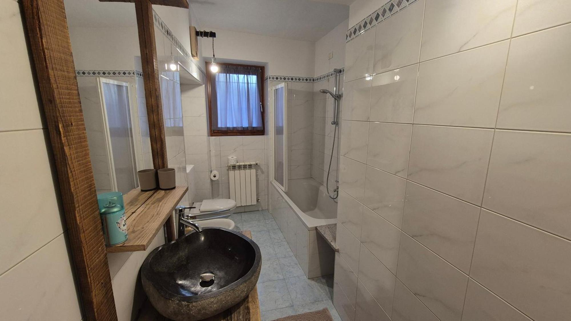 Typical Apartment In Valtellina Sondrio Eksteriør billede